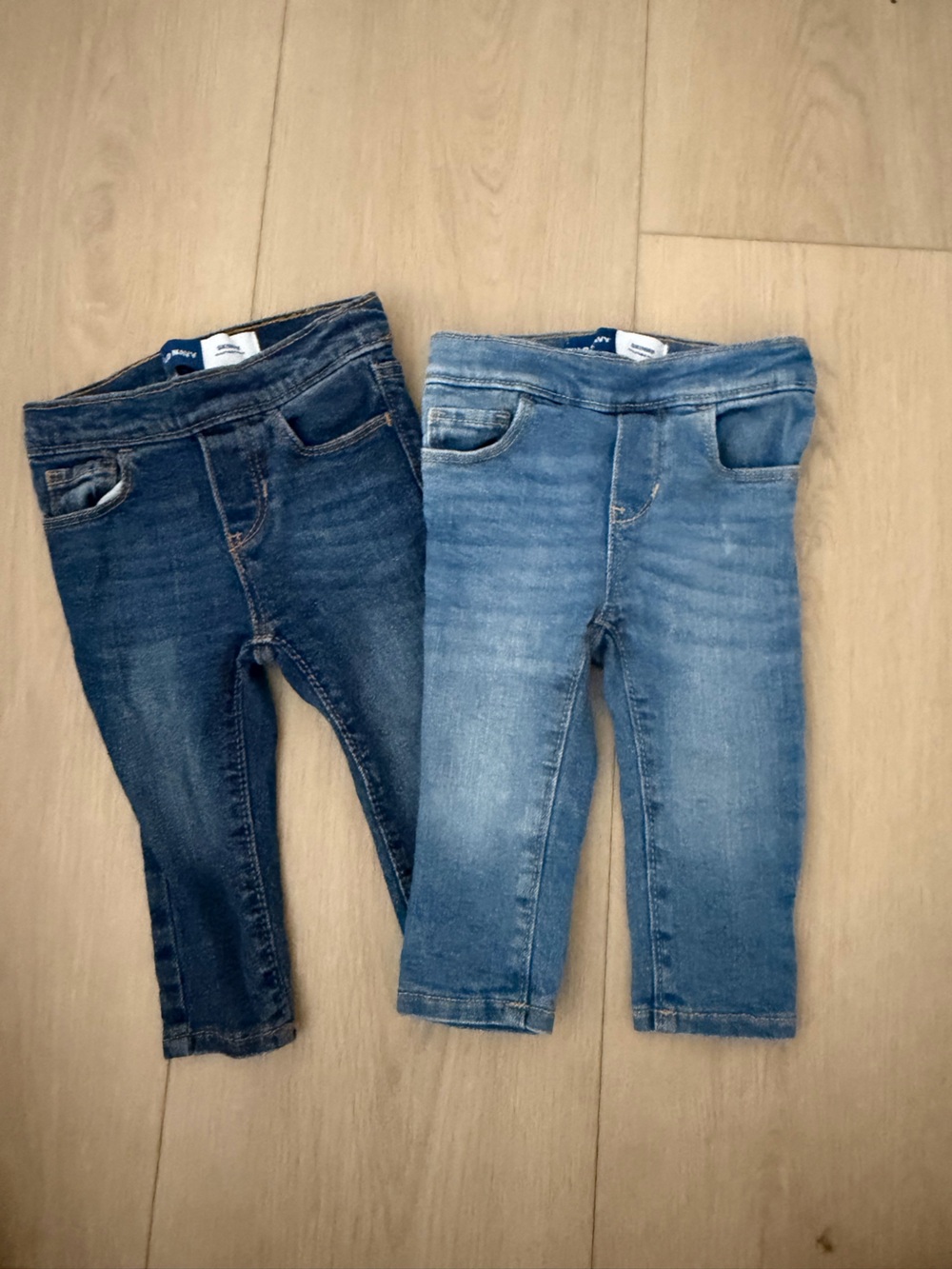 Old Navy Girls' Denim Jeans Duo – Light and Dark Blue